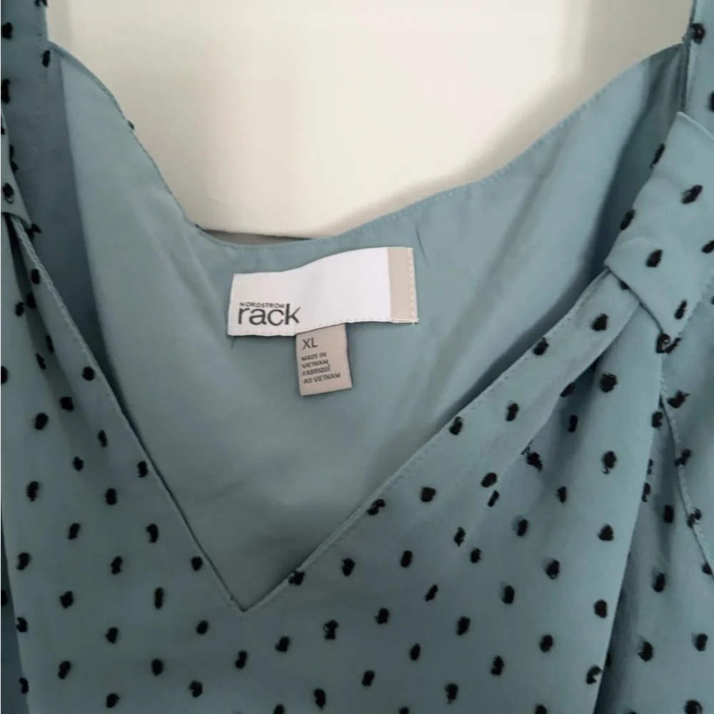 Nordstrom Blue and White Polka Dot Camisoles woman’s size XL blue and cream - Picture 2 of 5